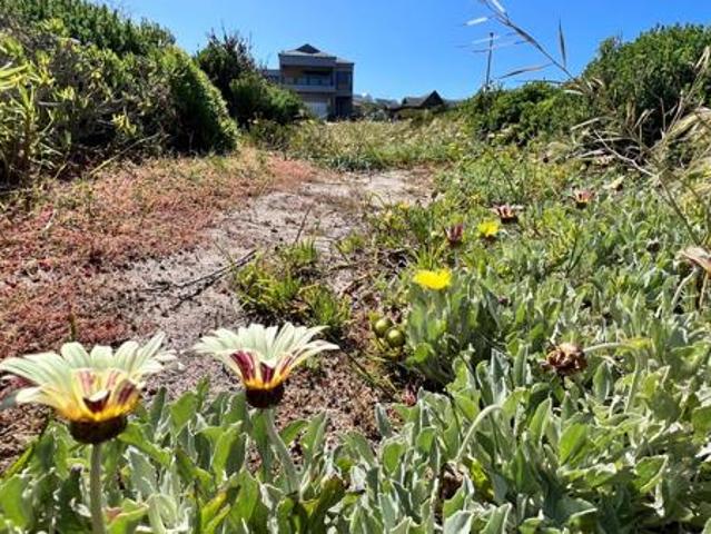 770 m² Land available in Yzerfontein