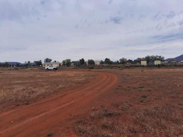 770 m² Land available in Calvinia