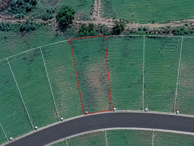 770 m² Land available in St Johns Village