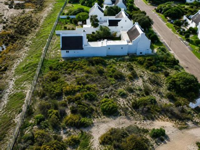 770 m² Land available in Struisbaai