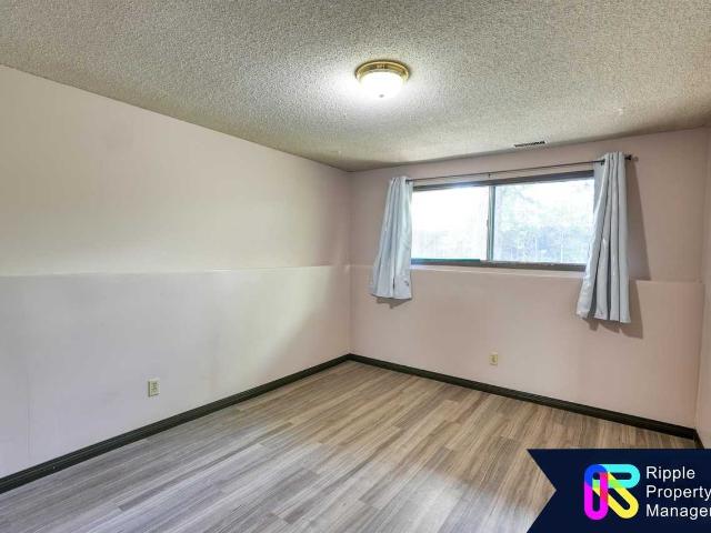 7712 Bowness Road NW 5 2 Bedroom Apartment for Rent at 7712 Bowness Rd Nw, Calgary, AB T3B 0H1 Bowness