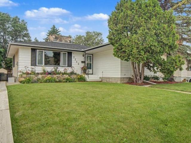 7712 Street Nw, Edmonton, AB, T5R 2C8 house for sale | Listing ID E4500 | Royal LePage