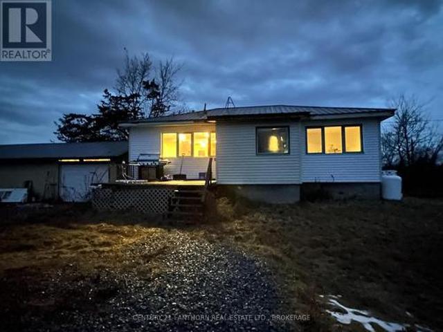 7720 Front Road, Loyalist Lennox And Addington South, ON, K0H 2S0 house for sale | Listing ID X11930 | Royal LePage