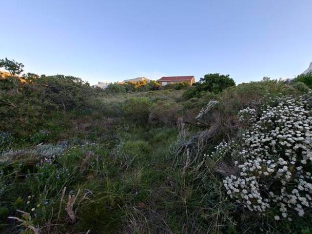 774 m² Land available in Pringle Bay