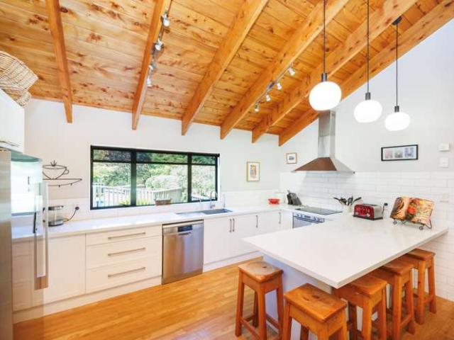 774 752 Taonui Road, Colyton, Manawatu