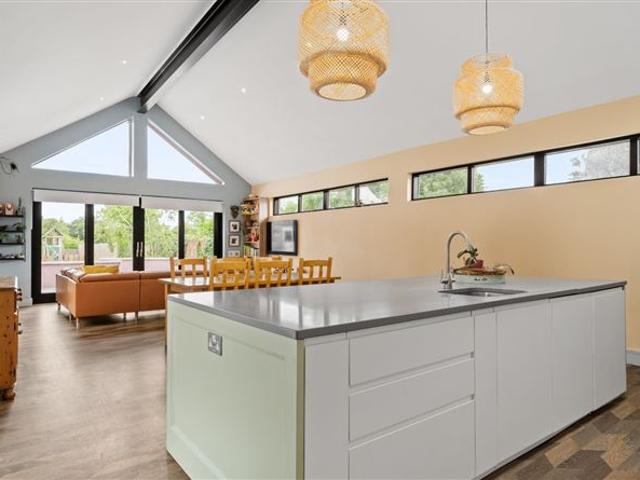 775,000 | 4 Cooldrinagh Cottages, Cooldrinagh Lane, Lucan, Co. Dublin DNG Lucan 5005 MyHome. Ie Residential
