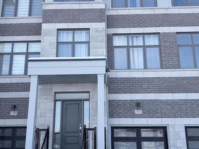 777 Chinook Path, Oshawa | For Sale @ $744,900 | Condos. Ca