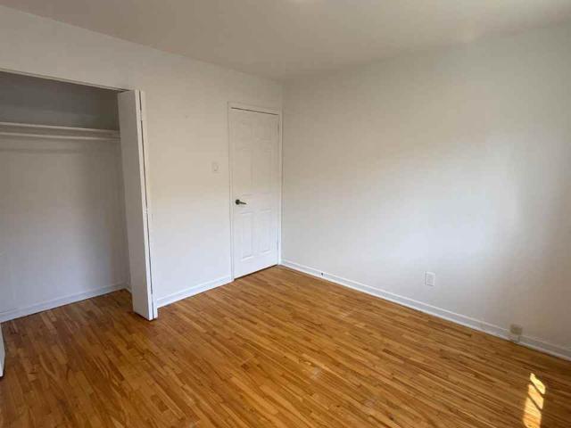 7790 Av. Trémolières 2 Bedroom Apartment for Rent at 7790 Av Trémolières, Montréal, QC H1K 1C4 Bas Anjou