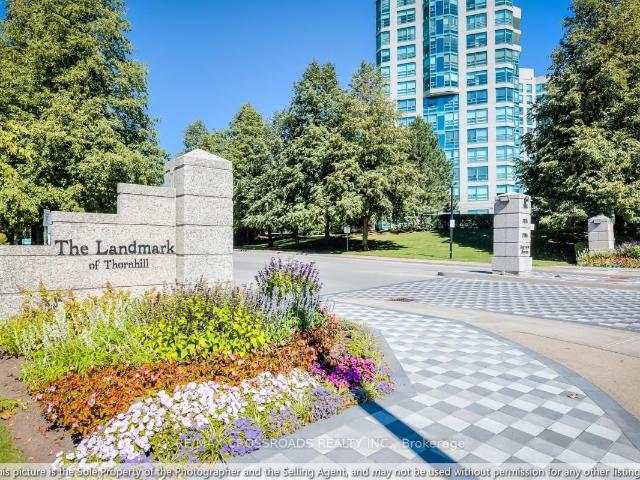 7825 Bayview Ave | Landmark of Thornhill Condos | 3 Condos for Sale | Condos. Ca