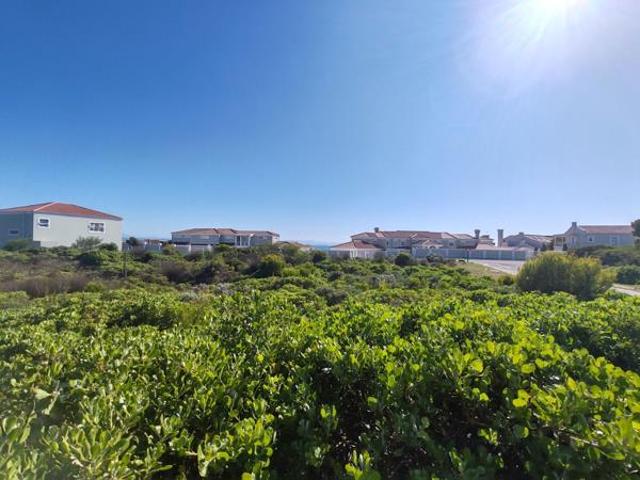 783 m² Land available in St Francis On Sea