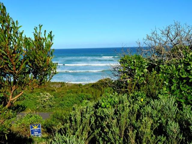 784 m² Land available in Paradise Beach