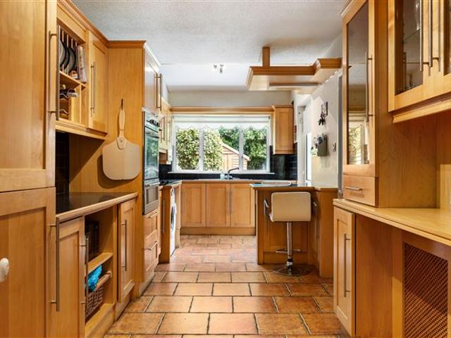 785,000 | 15 College Park Way, Ballinteer, Dublin 16 Morrison Estates 5007 MyHome. Ie Residential