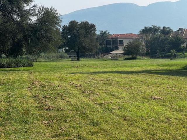 785 m² Land available in Westlake Country & Safari Estate