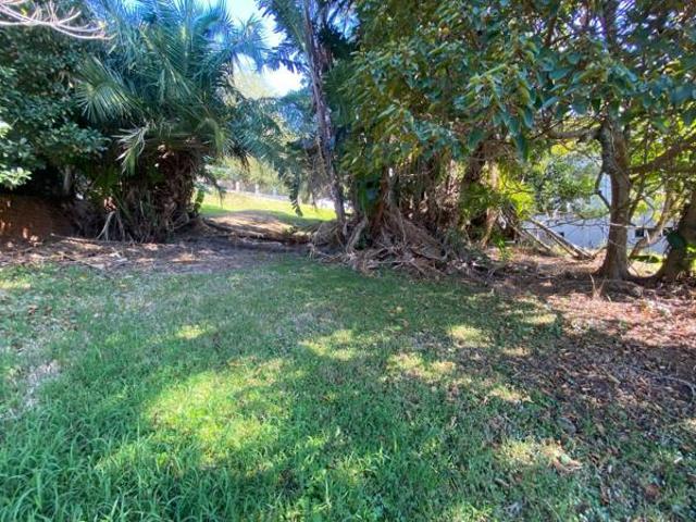 787 m² Land available in Shelly Beach