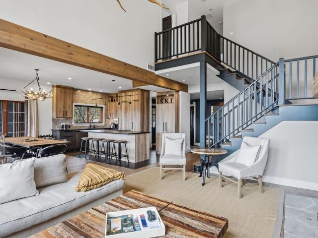 788 Ch. des Skieurs, QC, CA, Mont Tremblant