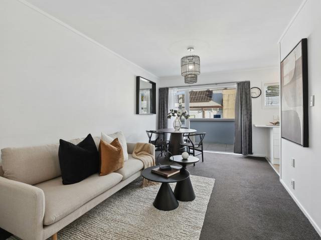 7/89 Richmond Road, in the city: Auckland City, area: Ponsonby, price: latitude: 36.8568, longitude: 174.7412