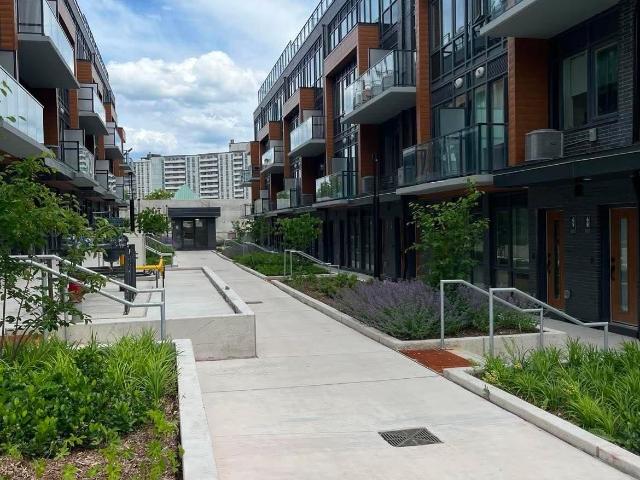 78 71 Curlew Drive, North York | 2Beds/2Bath, Townhouse, $2,500/mo | Condos. Ca