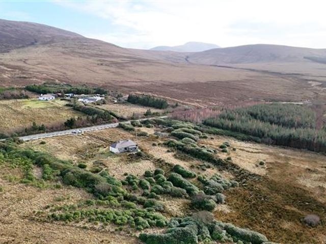 78,000 | Muingnahalloona, Bangor Erris, Mayo Fox & Gallagher 4929 MyHome. Ie Residential