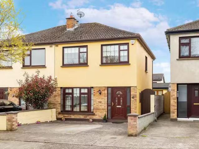 78 Thornhill Gardens, Celbridge, Co. Kildare, W23R684 is for s.