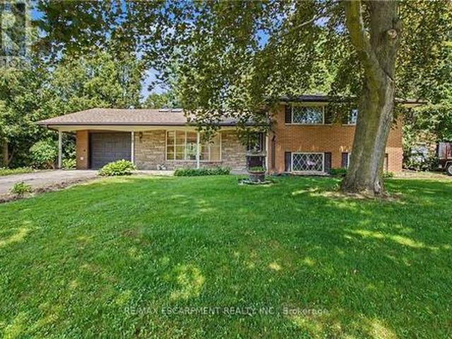 78 Christopher Drive, Hamilton, ON, L9B 1G8 house for sale | Listing ID X13417 | Royal LePage