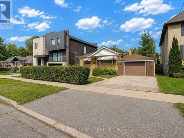 78 Invermay Avenue, Toronto, ON, M3H 1Z5 house for sale | Listing ID C13690 | Royal LePage