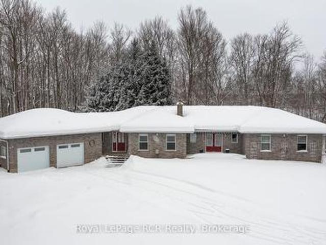 78 Lake Street, Georgian Bluffs, ON, N0H 2K0 house for sale | Listing ID X11949 | Royal LePage