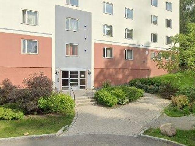 78 m2 lägenhet uthyres i Botkyrka