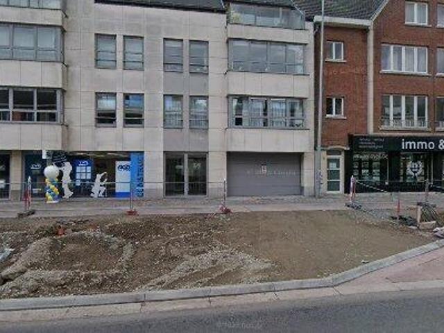 78 m2 office space for sale in Sint Niklaas