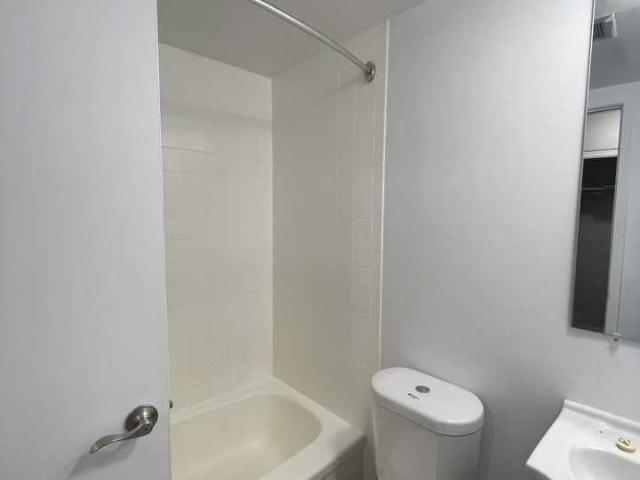78 Pearson 1 Bedroom Apartment for Rent at 78 Rue Pearson, Gatineau, QC J9H 5N4 Quartier d'Aylmer