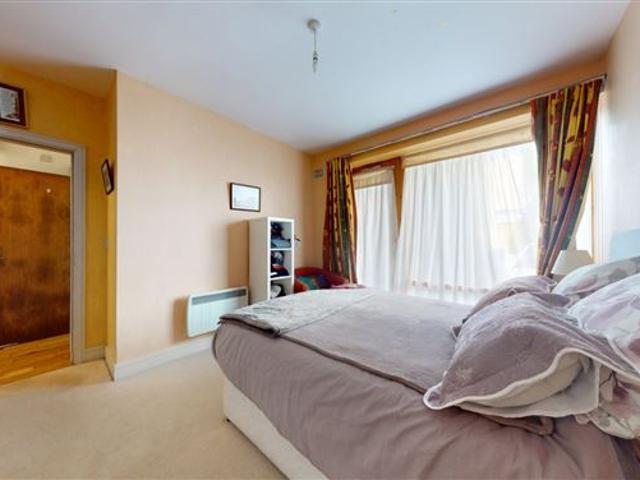 78 Redwood, Ridge Hall, Shanganagh Road, Ballybrack, Co. Dublin DNG Dun Laoghaire 4932 MyHome. Ie Residential