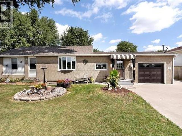 78 Road 3 West, Kingsville, ON, N9Y 3A2 house for sale | Listing ID 26020 | Royal LePage