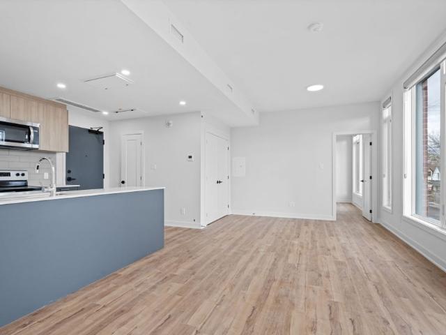78 Rosemount Avenue Ottawa ON K1Y 1P6
