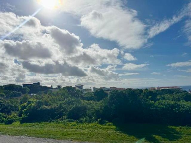 790 m² Land available in St Francis On Sea Phase I