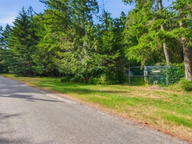 7921 Swanson View Dr, Pender Island, BC, V0N 2M2 vacant land for sale | Listing ID 1040 | Royal LePage