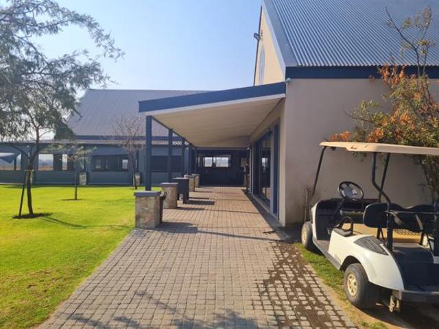 792 m² Land available in Heron Banks Golf Estate