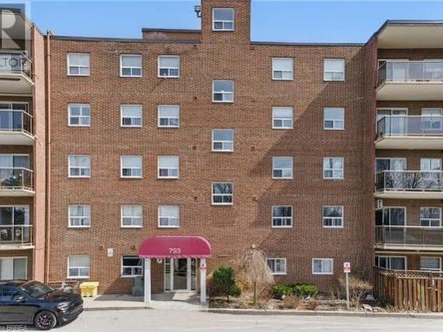 401 793 Colborne Street E, Brantford, ON, N3S 7J3 condo for sale | Listing ID 40733 | Royal LePage