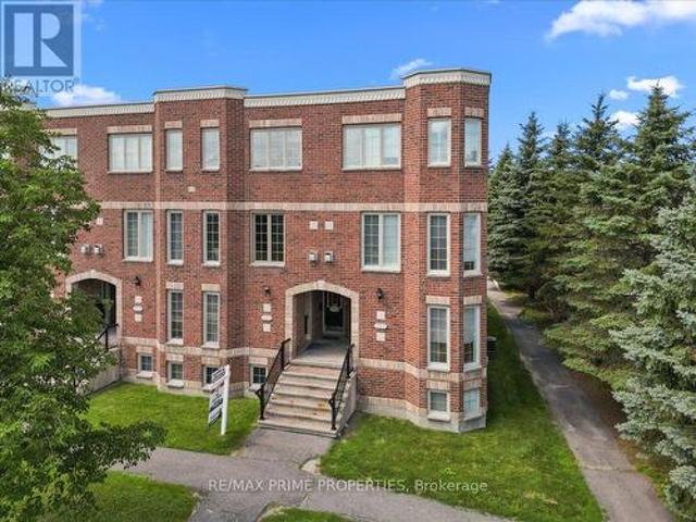 793 Longfields Drive, Ottawa, ON, K2J 5N2 townhouse for sale | Listing ID X13548 | Royal LePage
