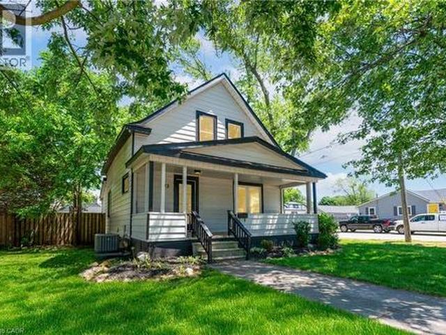 793 Steele Street, Port Colborne, ON, L3K 4Z5 house for sale | Listing ID 40837 | Royal LePage