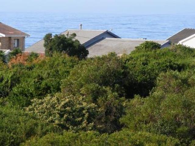 794 m² Land available in Paradise Beach