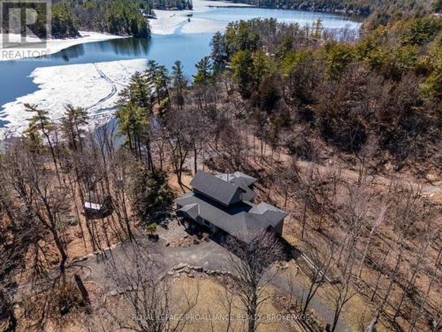 7955 Perth Road, Frontenac South, ON, K0H 2L0 house for sale | Listing ID X12143 | Royal LePage