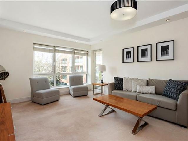795,000 | Apartment 58 Shrewsbury Sq, Sandymount Avenue, Dublin 4 Hooke & MacDonald 5011 MyHome. Ie Residential