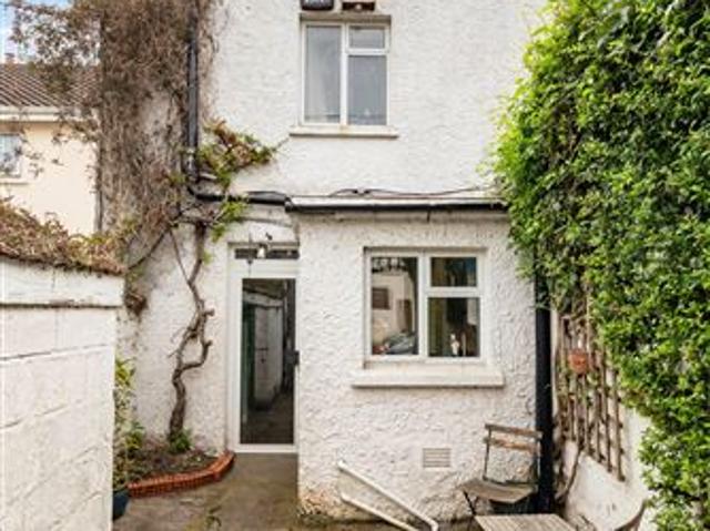 Sale Agreed | 17 Heytesbury Lane, Ballsbridge, Dublin 4 Hunters Estate Agent 5009 MyHome. Ie Residential