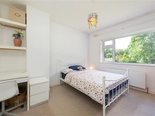 795,000 | 9 Cypress Grove South, Templeogue, Dublin 6W DNG Terenure 5009 MyHome. Ie Residential