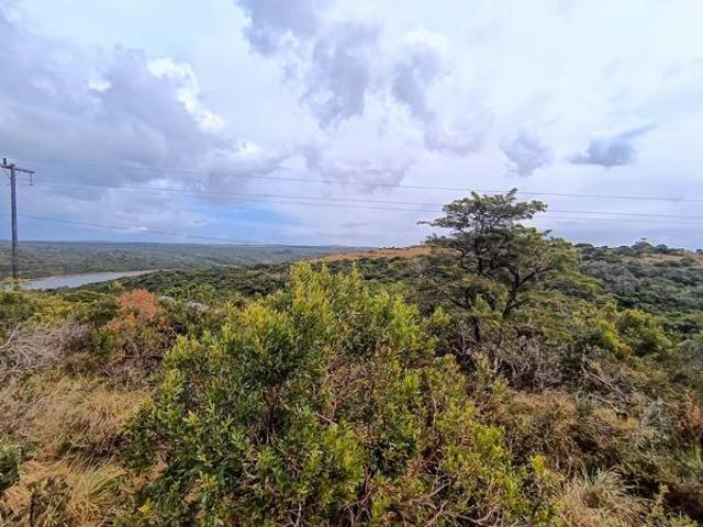 795 m² Land available in Begha