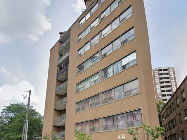 795 Vaughan Rd 1 Bedroom Apartment for Rent at 795 Vaughan Rd, Toronto, ON M6E 2Z6 Oakwood Vaughn