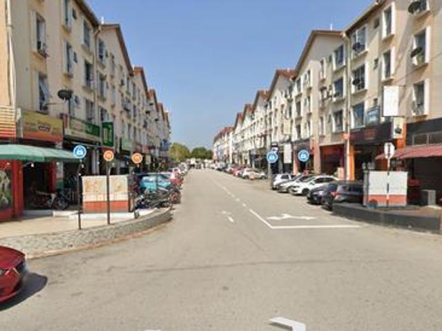 797sqftFlat Pusat Komersial Seksyen 7 Shah Alam GIANT UITM LEVEL 1