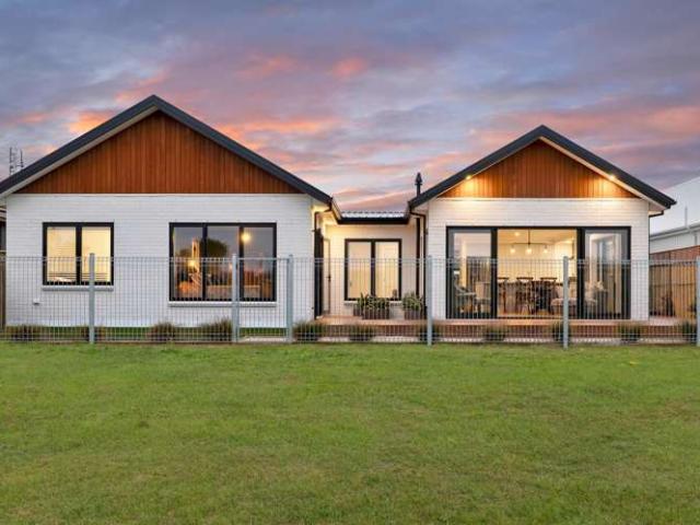 79 Te Hurunui Drive, Pegasus, Waimakariri
