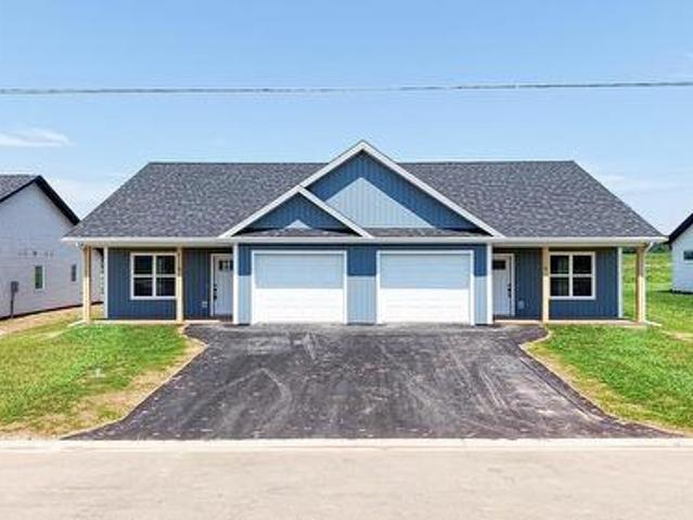 79 Aidan Street, Charlottetown, PE, C1E 3P9 house for sale | Listing ID 202616 | Royal LePage