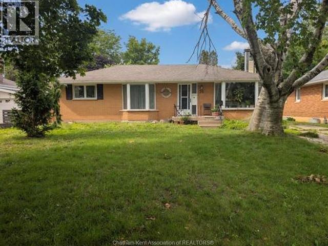 79 Dunvegan Drive, Chatham, ON, N7M 4Z9 house for sale | Listing ID 26013 | Royal LePage