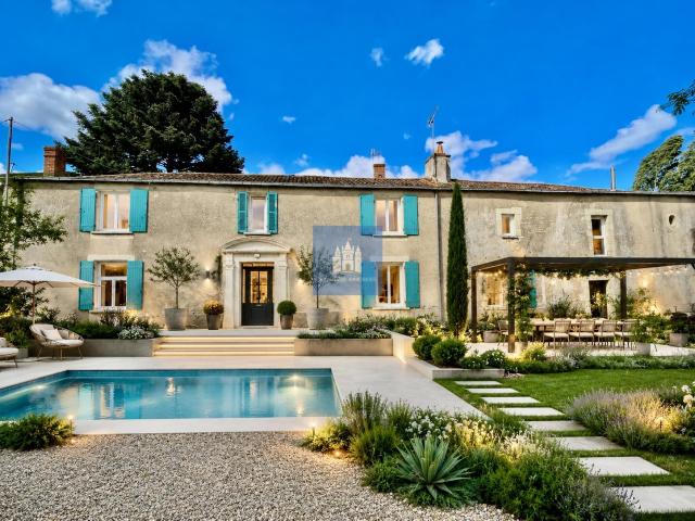 79 Entre Montreuil Bellay et Thouars Belle demeure bourgeo. 210m² Brion près Thouet